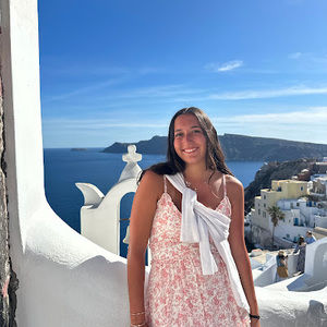 Meet your Posher, Nina
